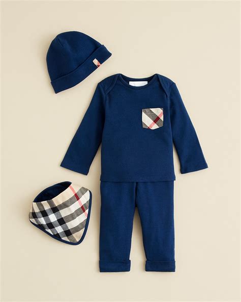 Amazon.com: Burberry Infant Boy Clothes